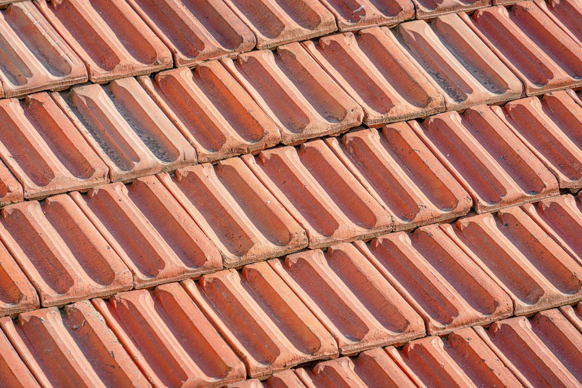 Détail d’une couverture posée par Arnouville : Wattier Toiture & Zinguerie